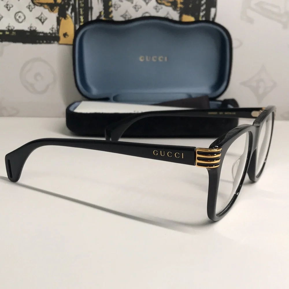 Gucci Black Oversized Square Sunglasses GG0526o 001